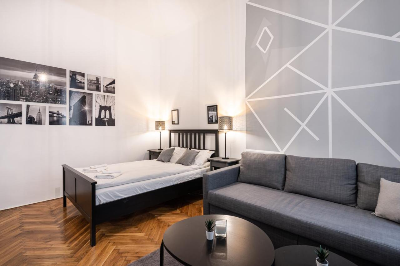 B8 - Grand Boulevard Cozy Apartment - Best Location By Bqa Budapeste Exterior foto