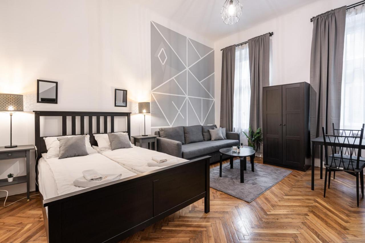 B8 - Grand Boulevard Cozy Apartment - Best Location By Bqa Budapeste Exterior foto